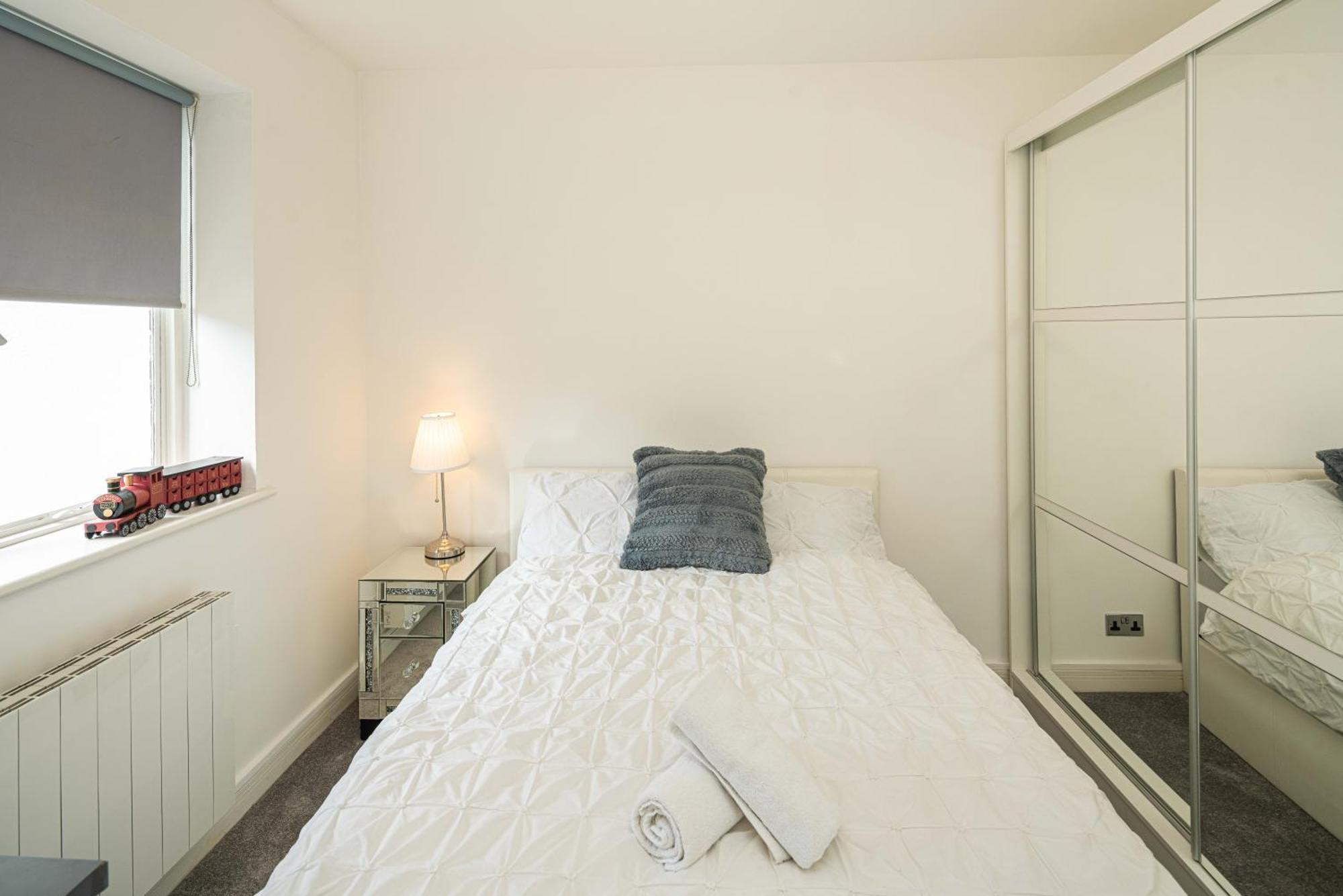 Charming Newly Refurb 2-Bed 2-Bath Whole Apartment Near Hyde Park & Kensington, Prime Paddington Location Zone 1 Londyn Zewnętrze zdjęcie